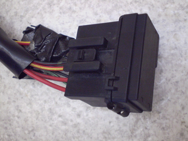 tH[TCg250 q[YBOX MF04-1101