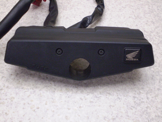 VFR400 q[YBOX NC21-1070