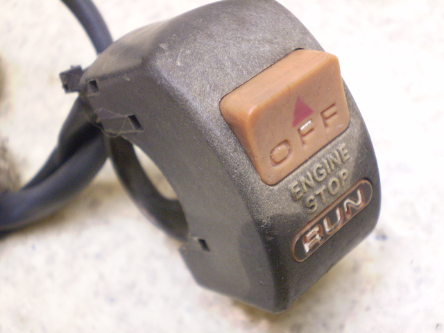TLM200R(12V) LXCb` MD15-1003