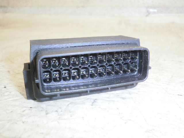tH[TCg250 CDI MF04-1401