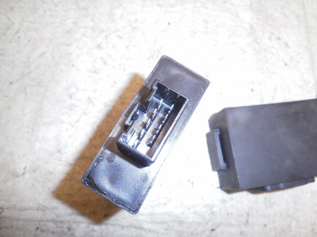 GPZ900R CDI ZX900A-0182